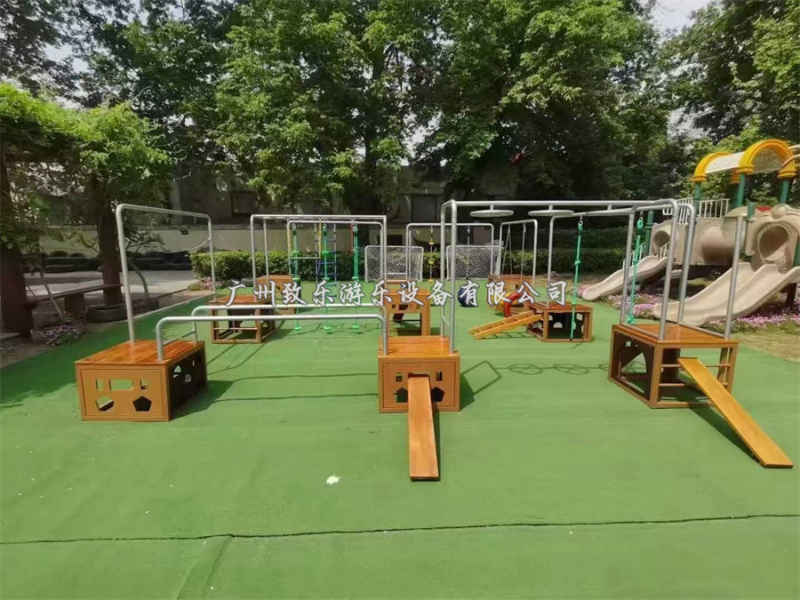 非标乐园设备生产厂