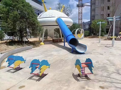 无动力游乐设备多少钱一个