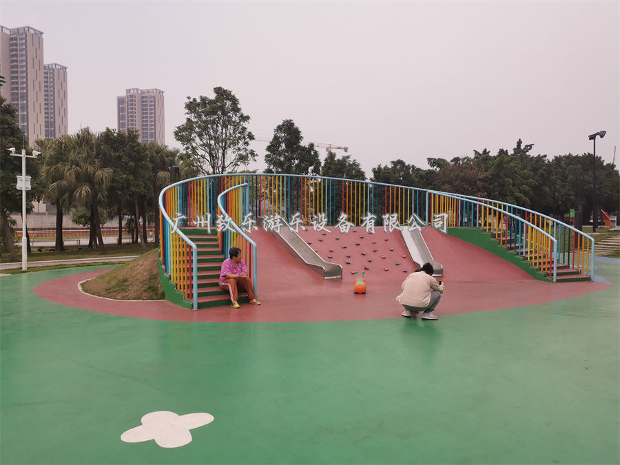 儿童户外大型滑梯生产厂家