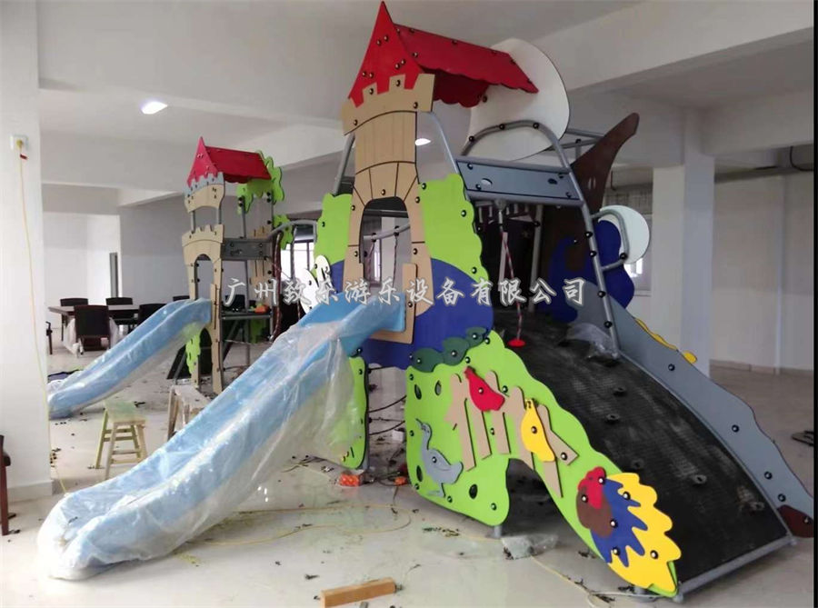 儿童塑料滑梯定制厂家