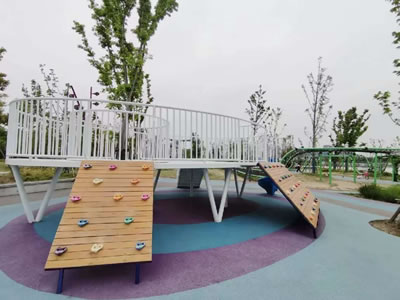 儿童户外滑滑梯